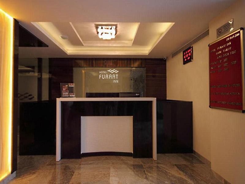 Golden Plaza Hotel Ahmadábád Kültér fotó