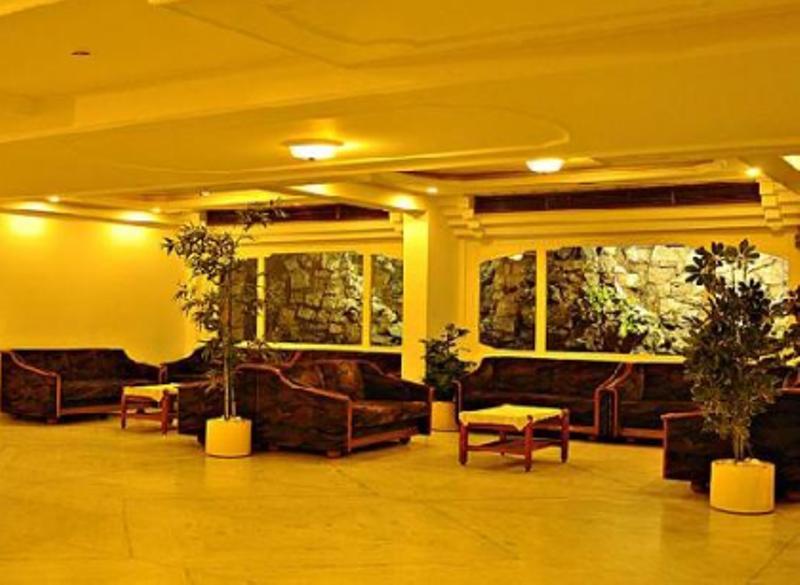 Golden Plaza Hotel Ahmadábád Kültér fotó