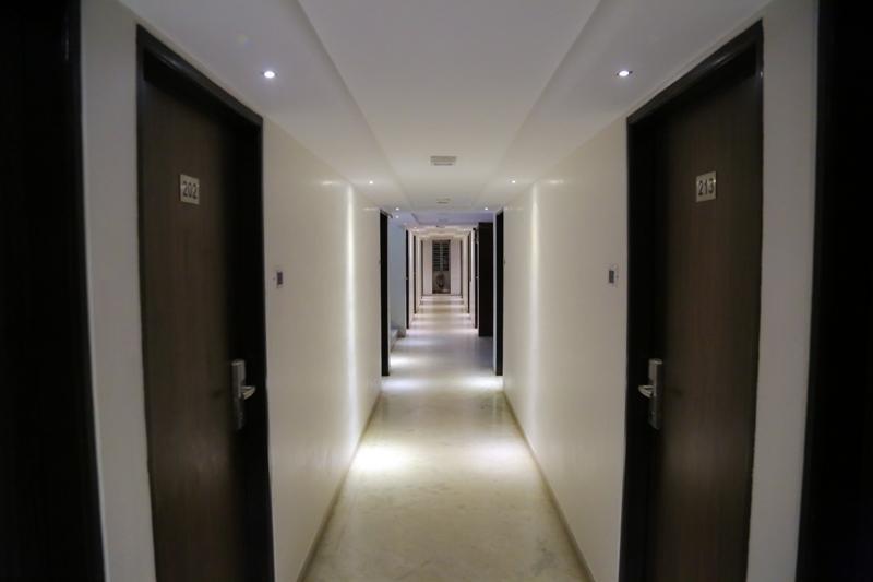 Golden Plaza Hotel Ahmadábád Kültér fotó