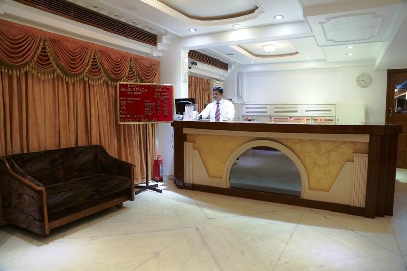 Golden Plaza Hotel Ahmadábád Kültér fotó
